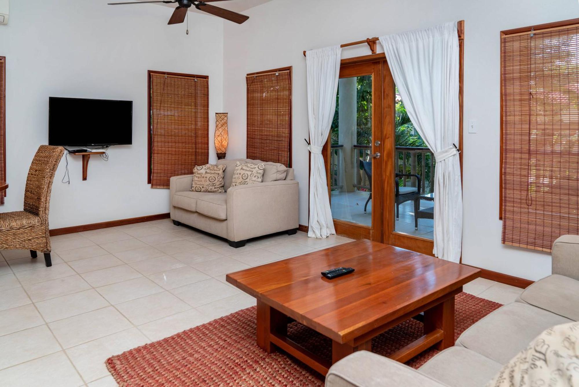 Residences At Barrier Reef 15A Garden View 1 Bedroom By Stay Floreo San Pedro  Exterior photo